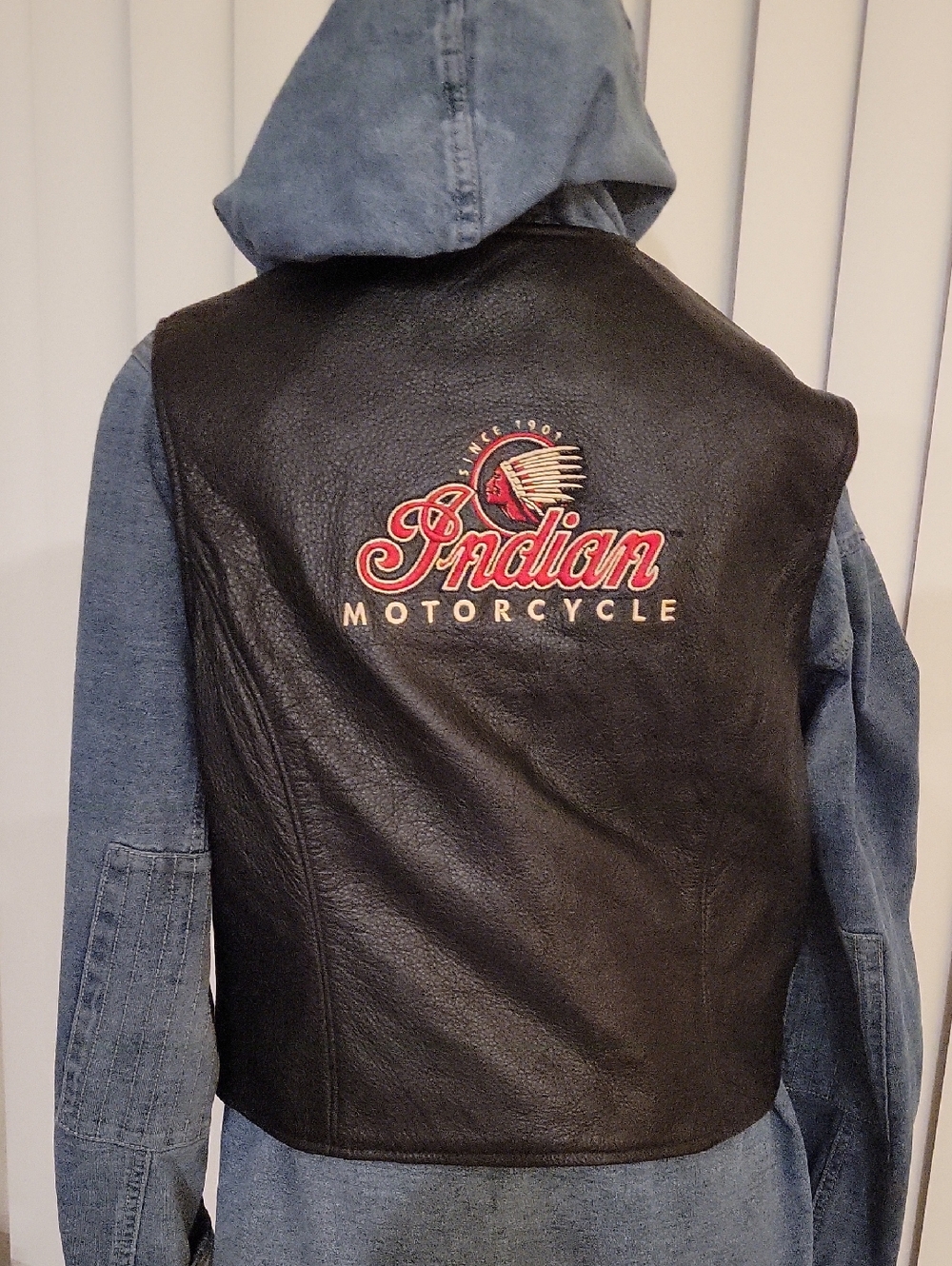 Indian Motorcycle Women's Black Leather Vest Size XL